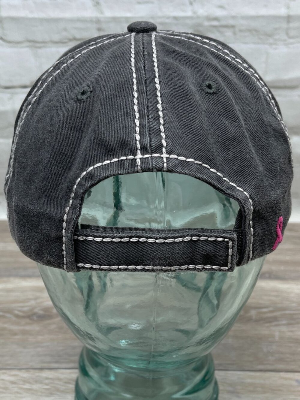 NEW BREAST CANCER AWARENESS AMERICAN FLAG VINTAGE DISTRESSED VELCRO BACK HAT - Picture 3 of 10